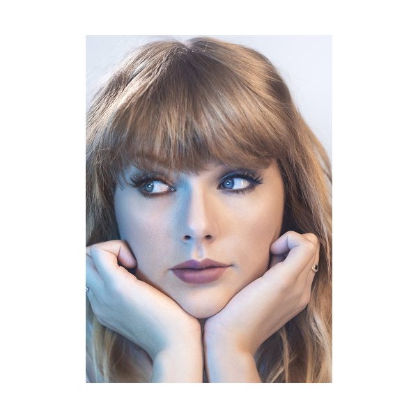 پستر گلاسه طرح Taylor Swift