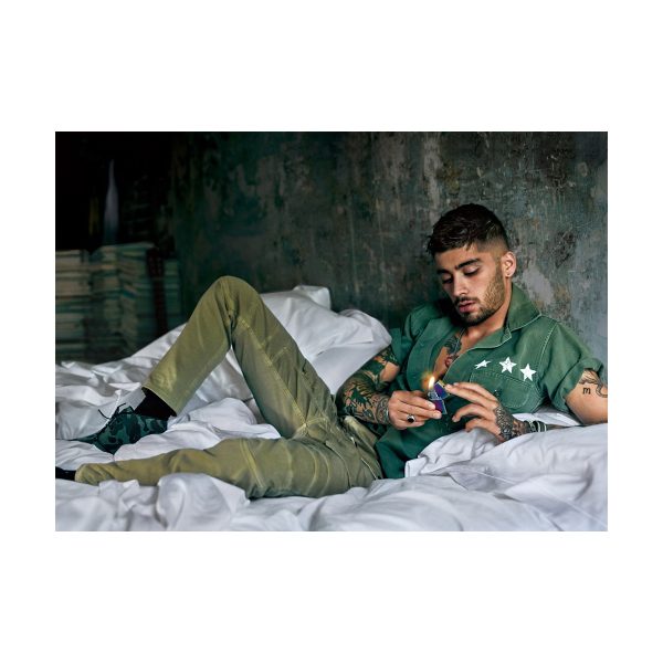 پستر گلاسه طرح Zayn