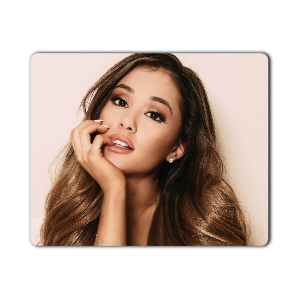 موس پد طرح ARIANA GRANDE کد06