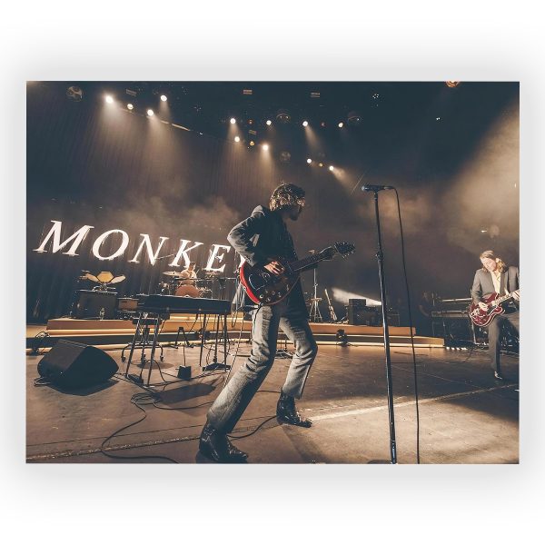 پوستر گلاسه طرح ARCTIC MONKEYS کد17