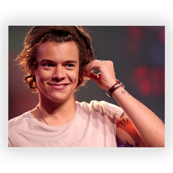 پوستر گلاسه طرح HARRY STYLES کد11