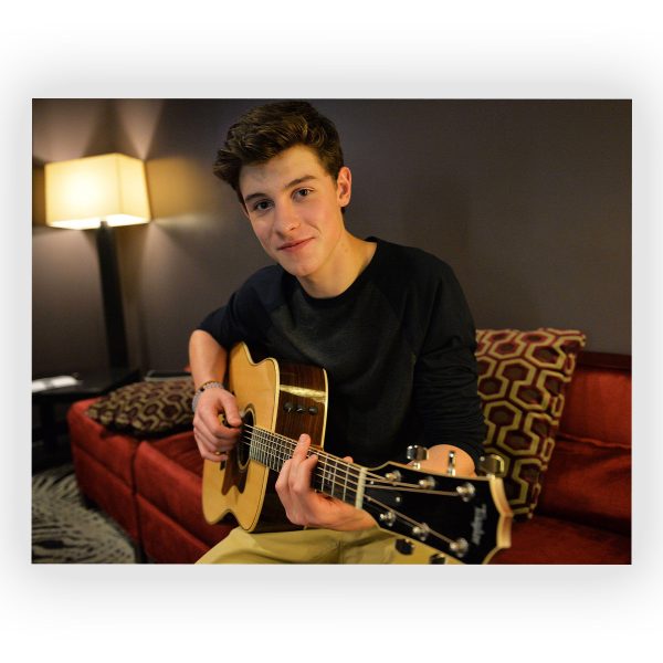 پوستر گلاسه طرح SHAWN MENDES کد09