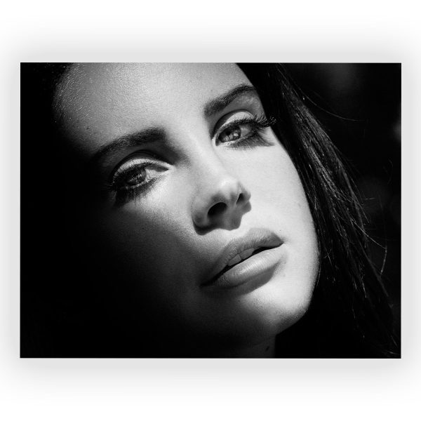 پوستر گلاسه طرح LANA DEL REY کد05