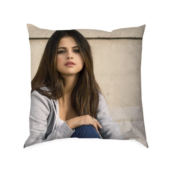 کوسن طرح SELENA GOMEZ کد05