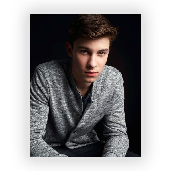 پوستر گلاسه طرح SHAWN MENDES کد16