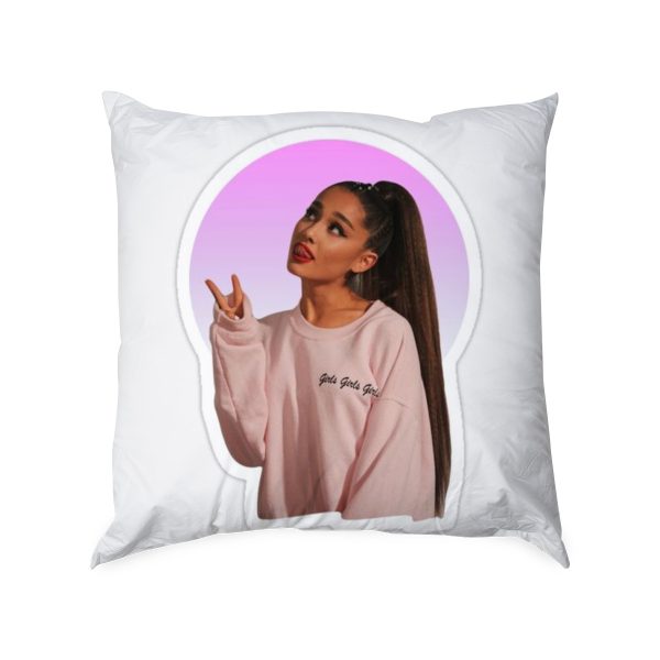 کوسن طرح ARIANA GRANDE کد10