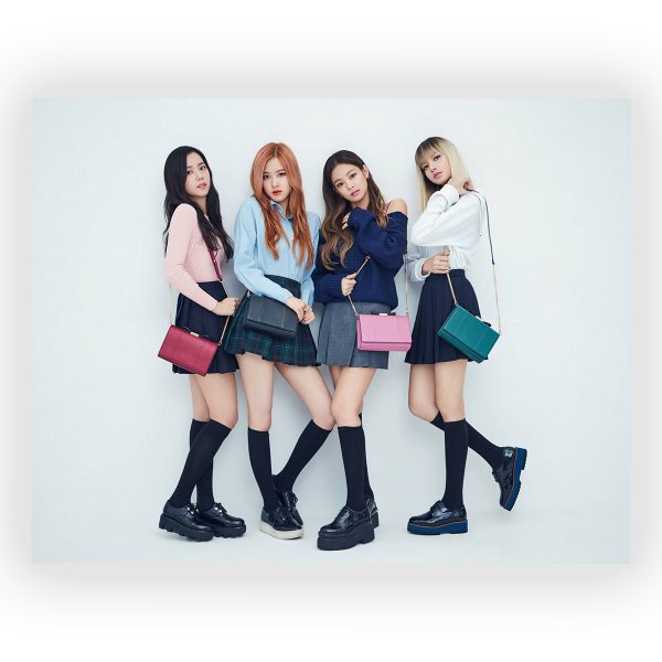 قاب MDF طرح گروه Blackpink کد17