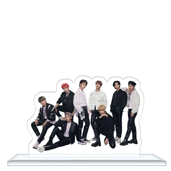 استند اکرلیک طرح گروه Stray Kids کد02